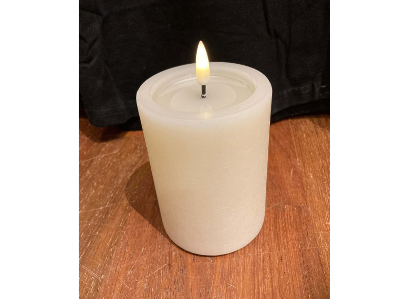 Pillar Candle Creme Unique