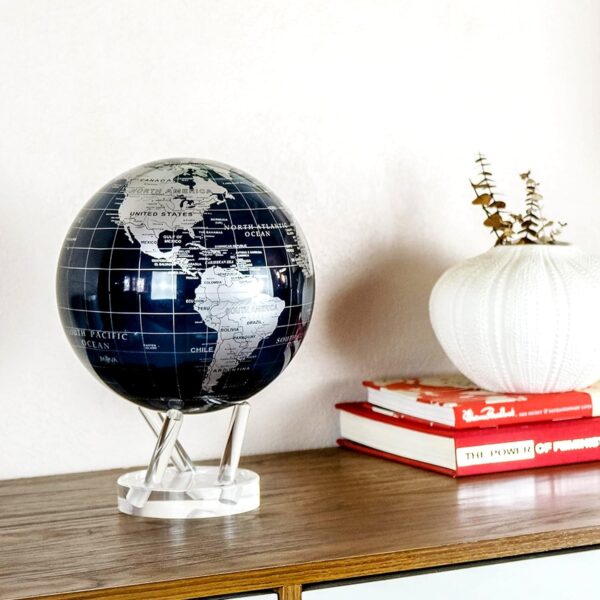 Moving Globe Sort-Sølv - Image 2