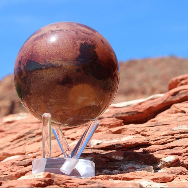 Moving Globe Mars - Small