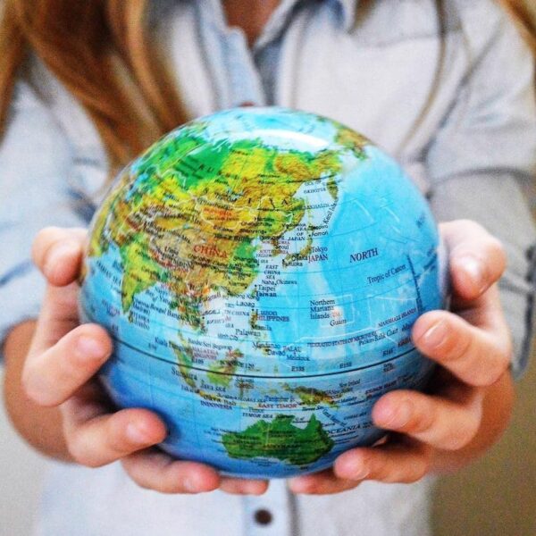 Moving Globe Blå Relief - Small - Image 3