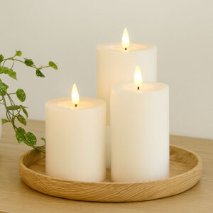 Almindelige LED Bloklys Ø7.5 cm Creme