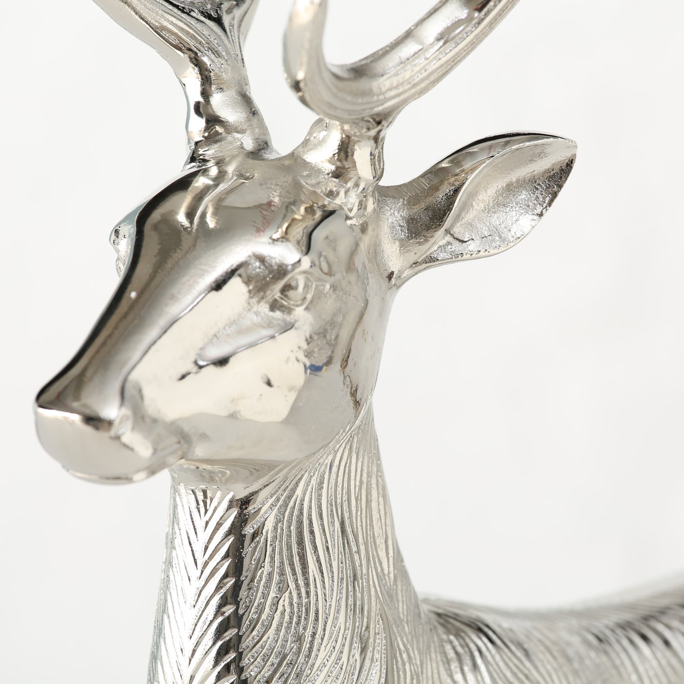 Sølvrensdyr i Aluminium – Håndlavet Deko figur 67 cm - Billede 4