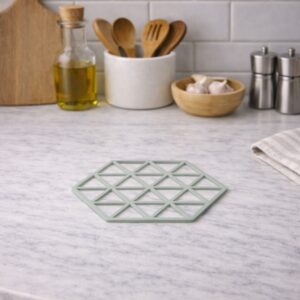Triangles bordskåner warm grey silikone – Zone Denmark 16×14 cm
