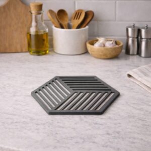 Hexagon bordskåner olivengrøn silikone – Zone Denmark 16×14 cm