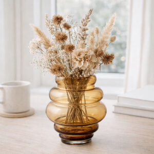 Cirkel glasvase fra Wikholm Form i glas med tørrede blomster